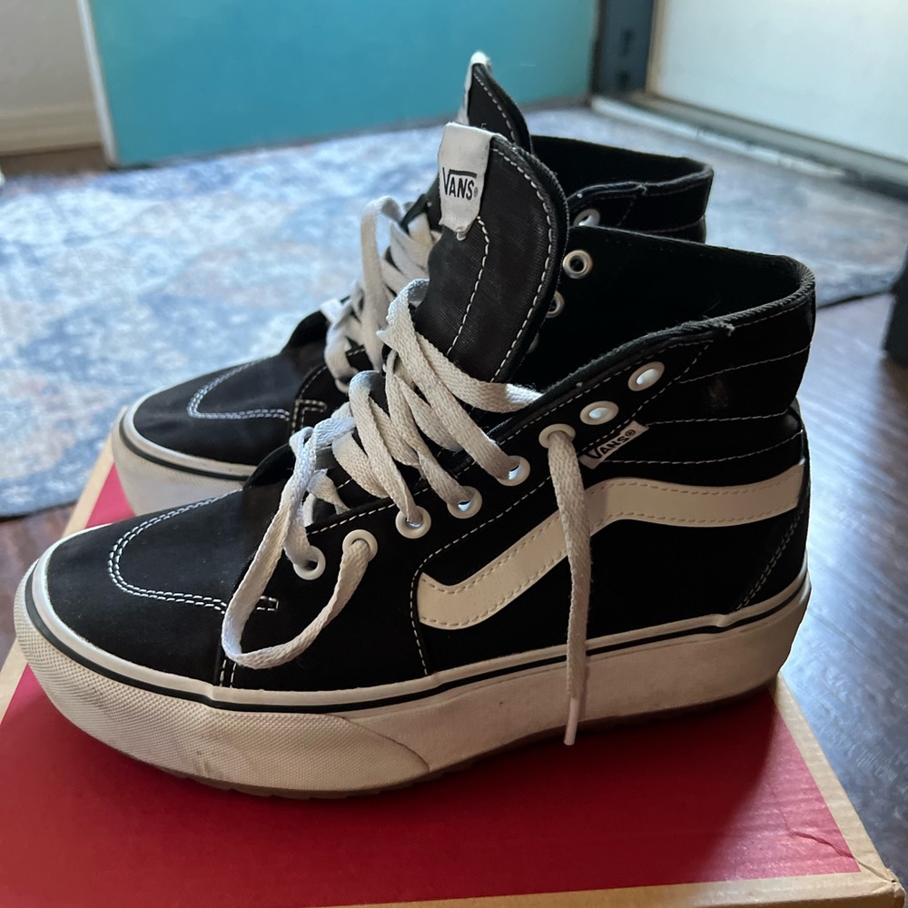 Vans Filmore Hi Tapered platform sneakers. Canvas black size 8